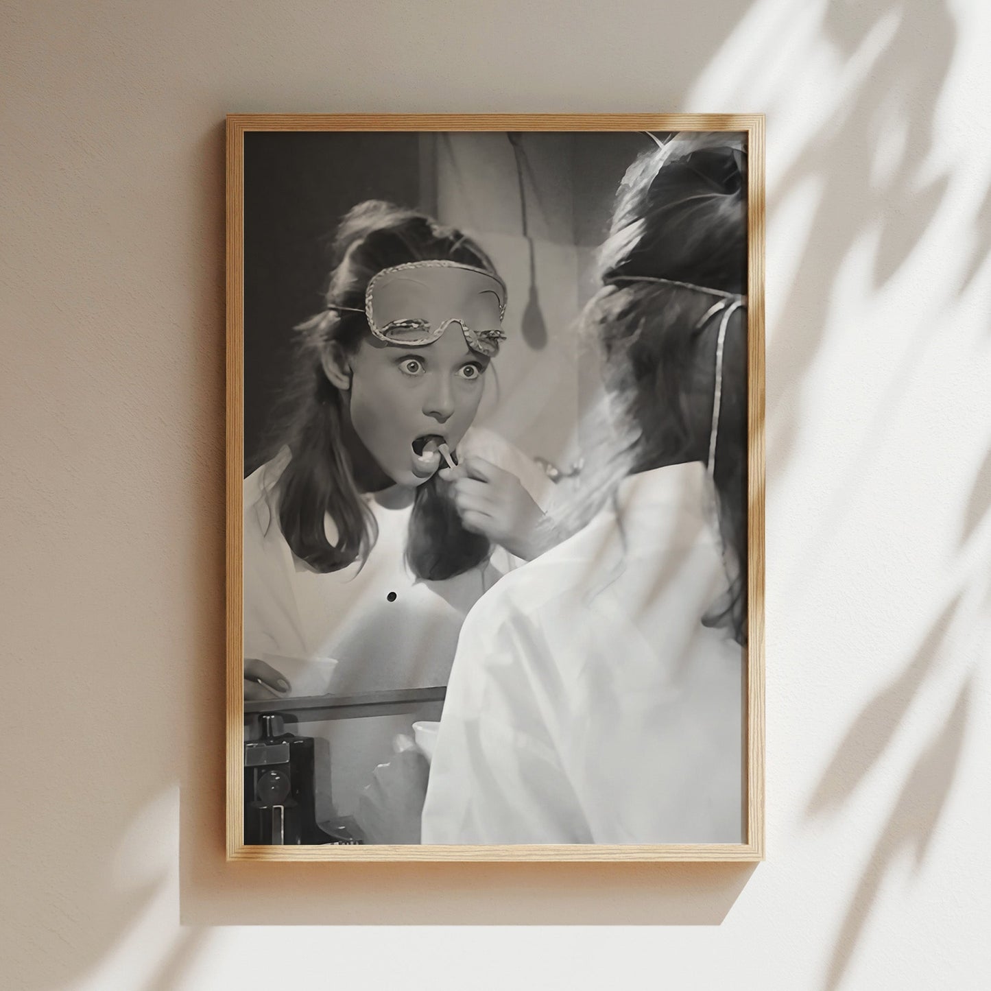 Audrey Hepburn Brushing Teeth Wall Art, Classic Hollywood Icon Canvas Print, Vintage Bathroom Art for Glamorous Morning Routine Decor