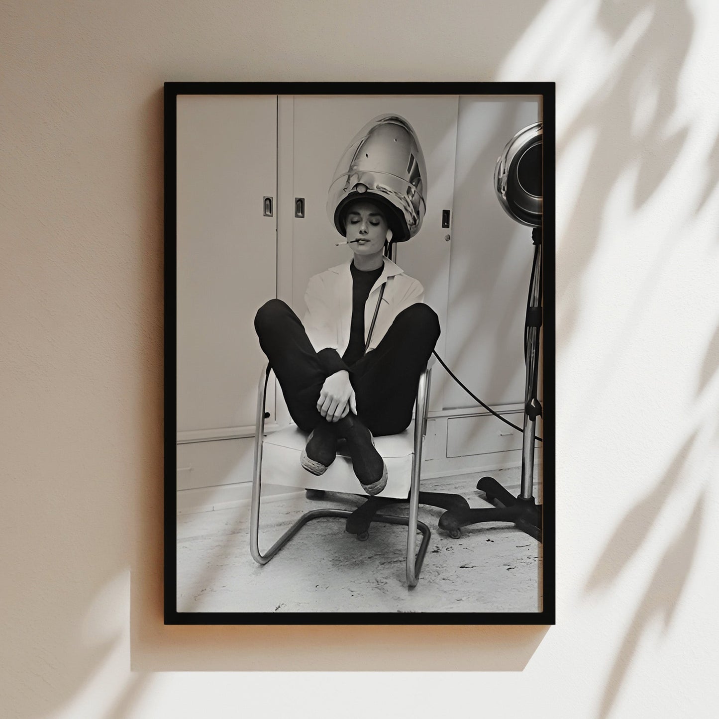 Audrey Hepburn Hair Salon Poster Art Print - Vintage Canvas Framed Wall Decor for Home & Salon, Classic Movie Star Dâ‚¬Ã·cor