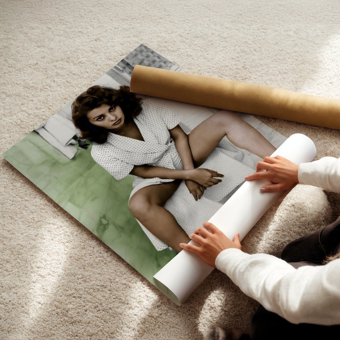 Sophia Loren in Bathroom Wall Art, Retro Hollywood Actress Canvas Poster Print, Glamorous Vintage Film Icon Decor for Home or Studio