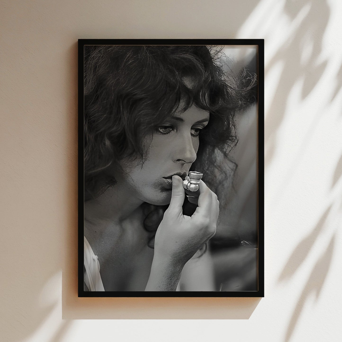 Grace Slick Smoking Pipe Wall Art, Vintage Rock Legend Canvas Print, Retro Psychedelic Music Icon Poster for Unique Home Decor