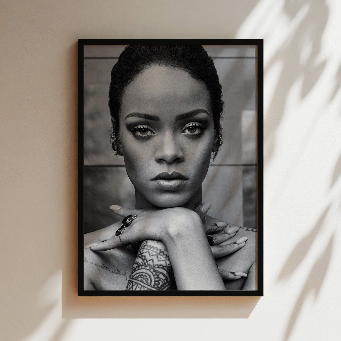 Rihanna Black & White Portrait Wall Art - Iconic Musician Poster, Stylish Monochrome Print for Fans and Modern Interior Design