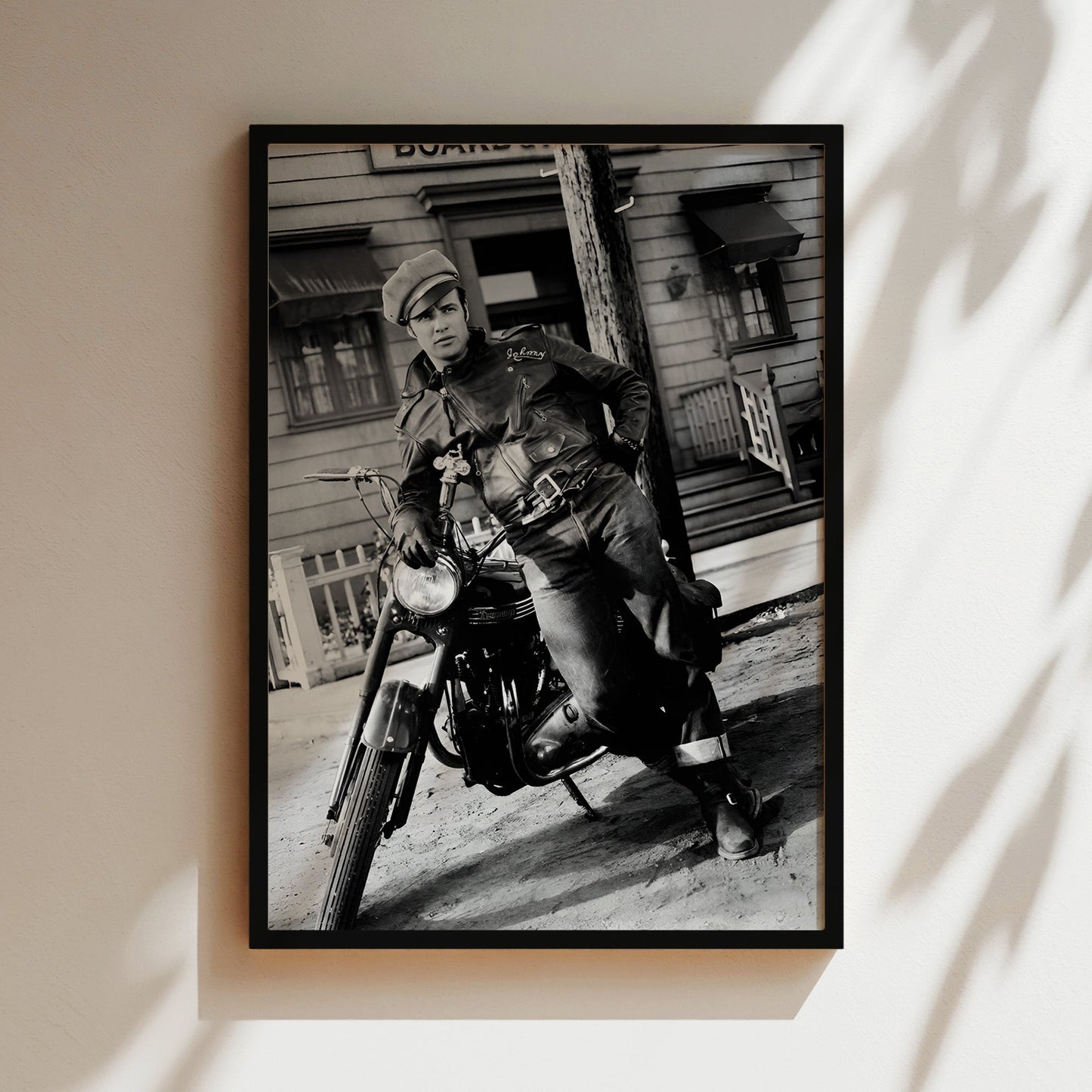 Marlon Brando Vintage Portrait Wall Art - Iconic Hollywood Legend Poster, Timeless Film Star Print for Classic Cinema or Stylish Decor