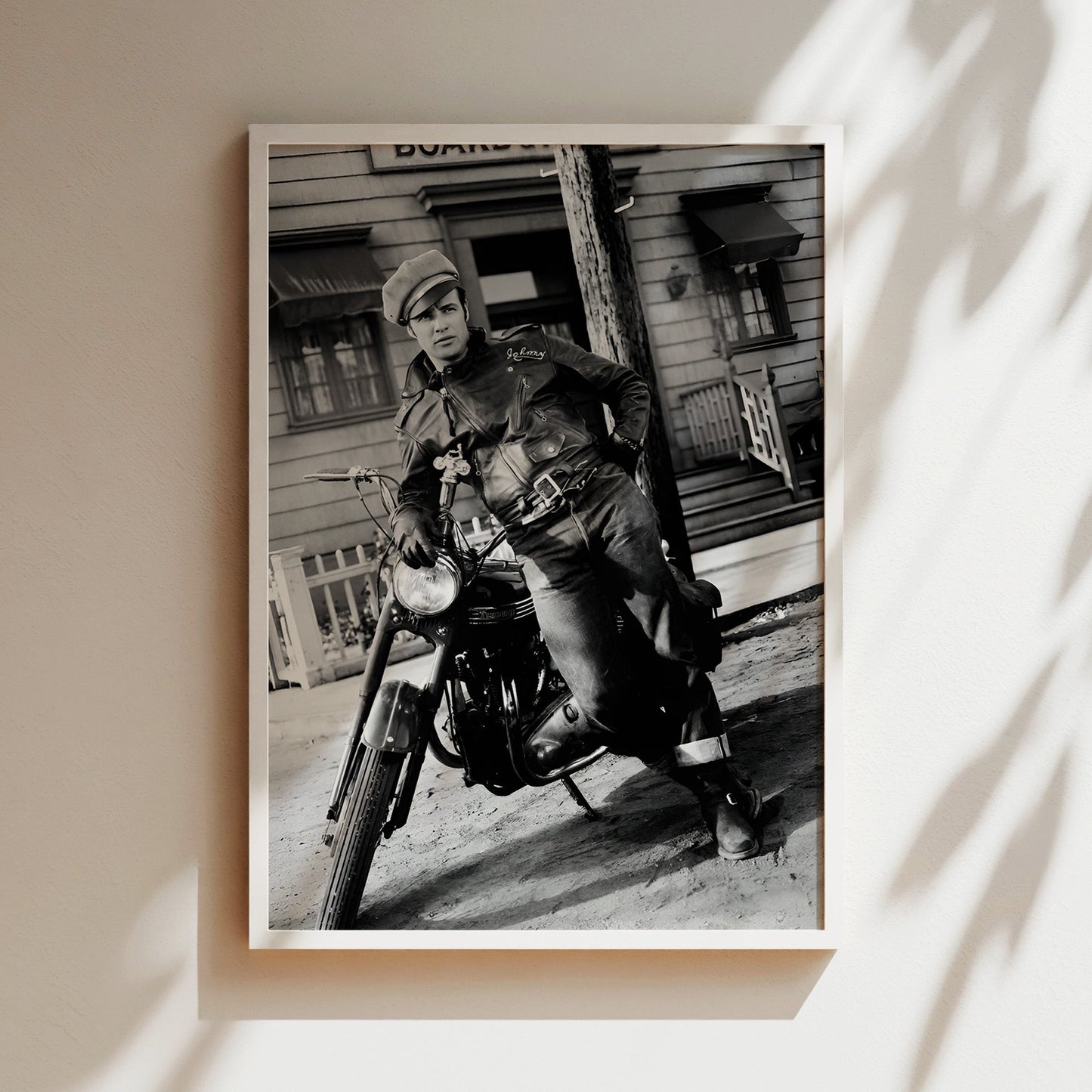 Marlon Brando Vintage Portrait Wall Art - Iconic Hollywood Legend Poster, Timeless Film Star Print for Classic Cinema or Stylish Decor