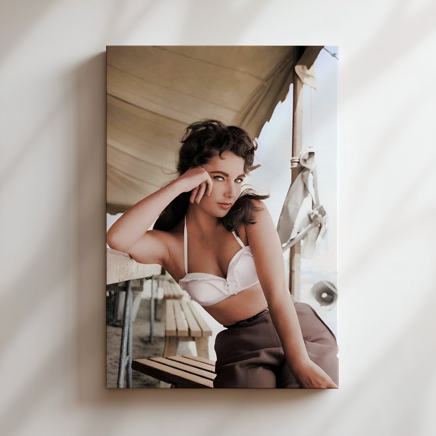 Elizabeth Taylor Giant Set Wall Art - Classic Hollywood Poster, Vintage Film Print, Iconic Actress Canvas, Retro Movie Decor, Glamour Sign